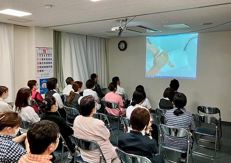 湯河原胃腸病院の院内研修の写真