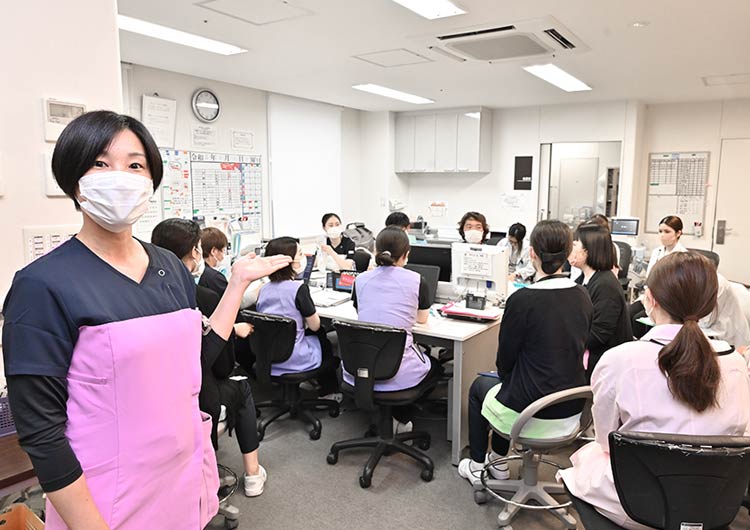 横浜カメリアホスピタルの精神科急性期うつ病治療病棟 スタッフステーション