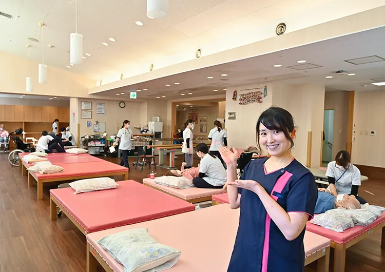 江田記念病院のリハビリテーション室