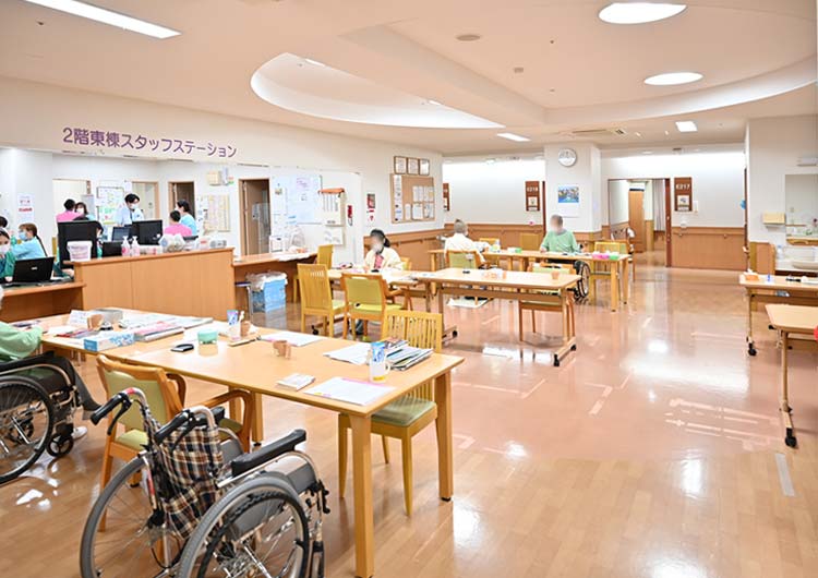 新横浜リハビリテーション病院の食堂・デイルーム