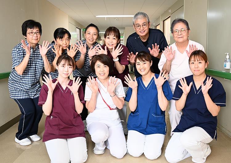 湯河原胃腸病院の廊下