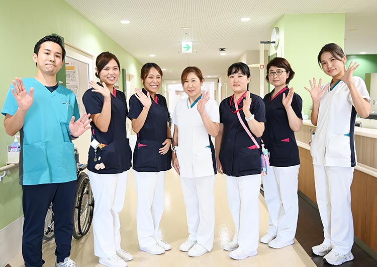 観光資源が豊富な伊豆半島南端の公設民営病院。<br>高齢化が進む地域に寄り添った看護を提供。