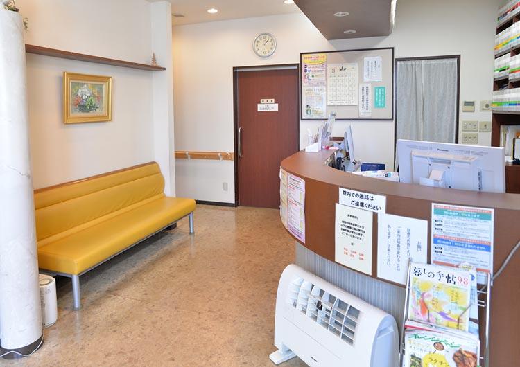 柔道整復師（8月までの短期勤務パート）急募。駅チカのアットホームなクリニックです。