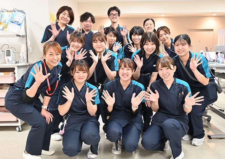 救急・急性期医療に力を注ぐ地域密着型病院。仲間と看護を語り合い、共に成長できる環境。