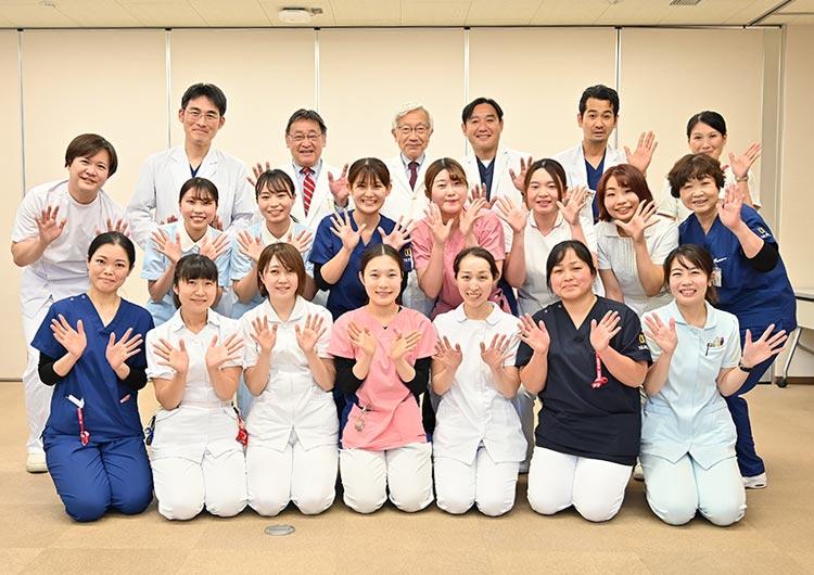 鎌倉市に根差し、地域に求められる看護師を育成。キャリア支援・福利厚生・子育てサポートが充実。