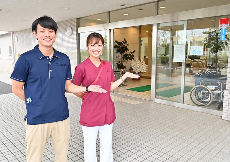 桜ヶ丘記念病院の玄関