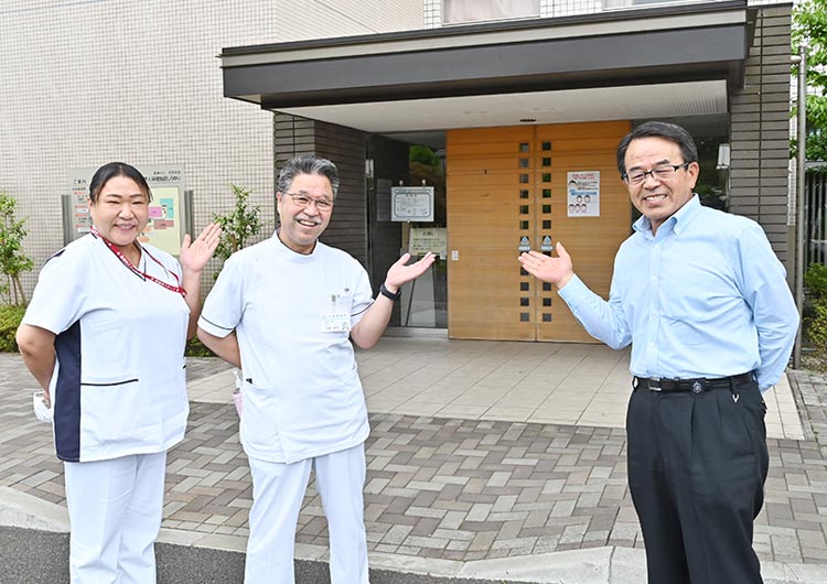 大多喜病院の玄関