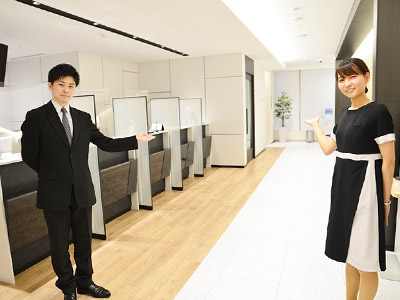 ミッドタウンクリニック(日本橋)の一般外来の受付フロア