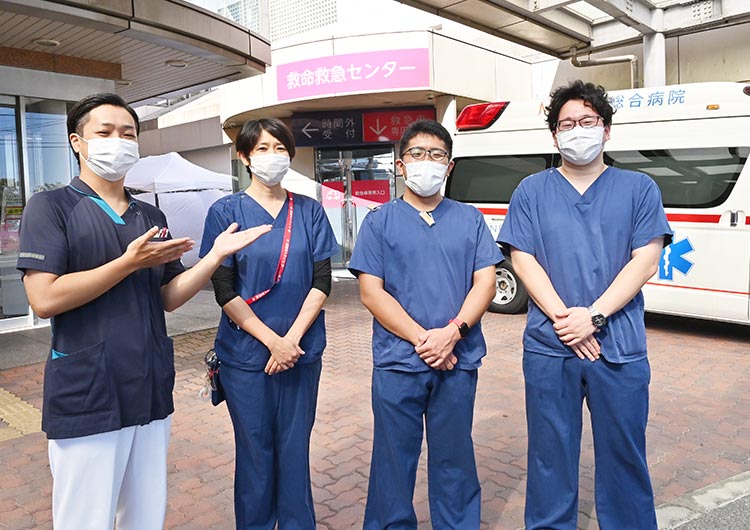 海老名総合病院の救命救急センター入口