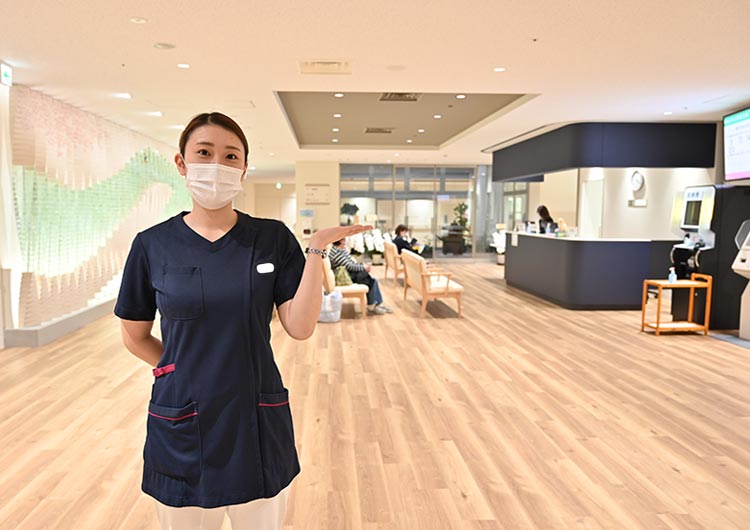 旭ヶ丘病院の待合ロビー