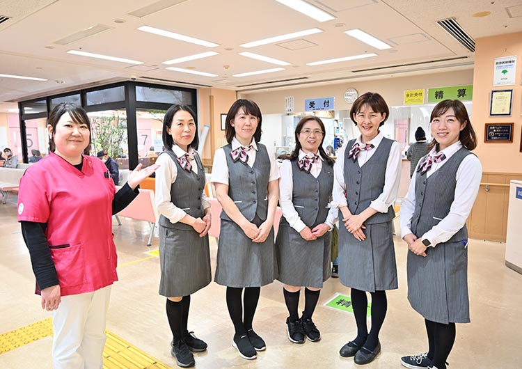 南町田病院の外来の待合スペース
