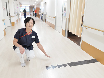 戸田中央リハビリテーション病院の病棟の廊下