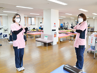 はくほう会セントラル病院のリハビリテーション室