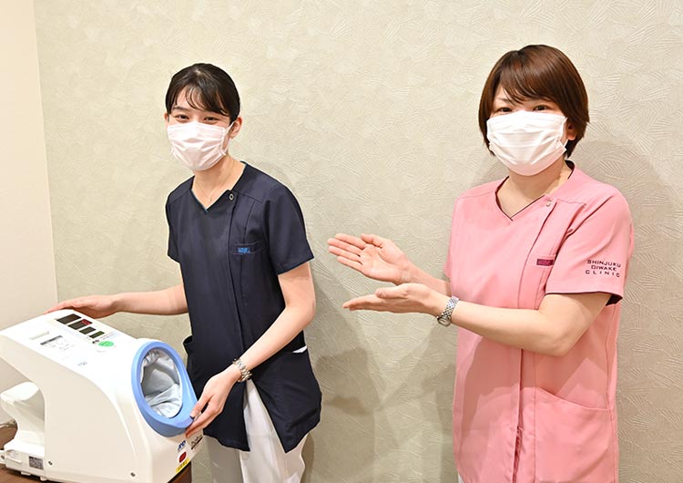 新宿追分クリニックの7Fの血圧・問診ルーム