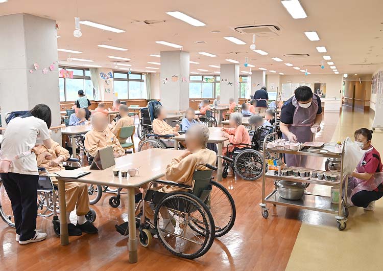 青梅東部病院のデイルーム