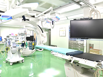 綾瀬循環器病院のハイブリッド手術室