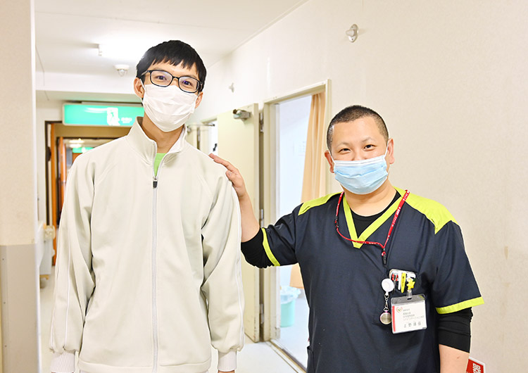 篠﨑病院の廊下
