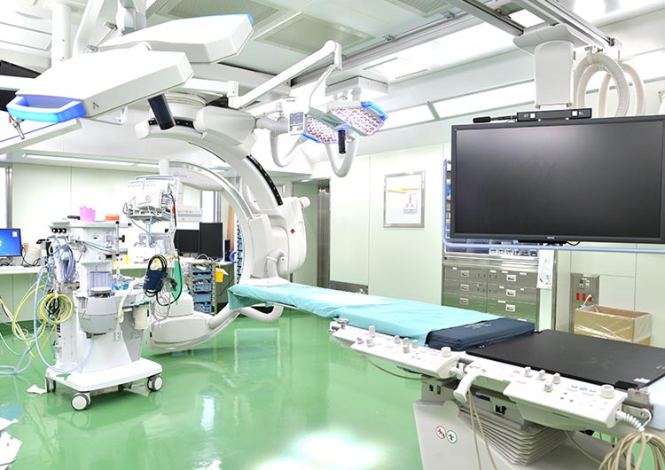 綾瀬循環器病院のハイブリッド手術室