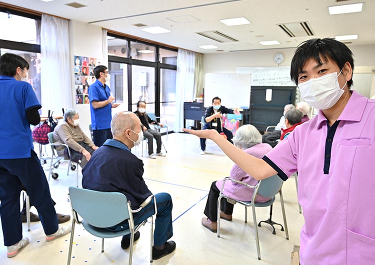 恵和園のデイサービス レクリエーション室