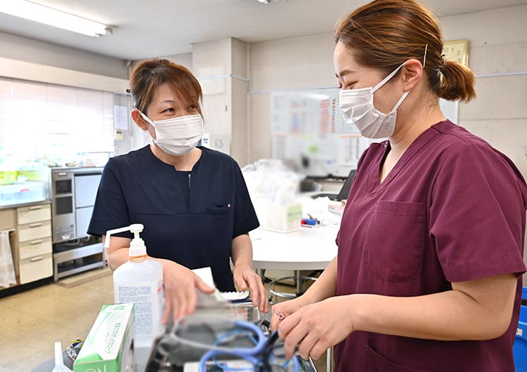 和田内科病院の病棟のスタッフステーション