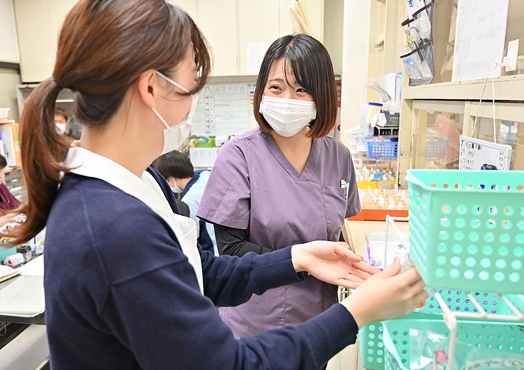 篠﨑病院のスタッフステーション