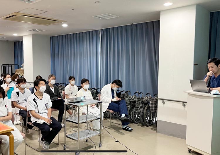 黒河内病院の院内研修の様子
