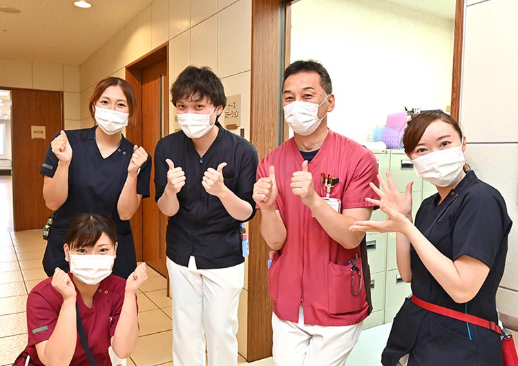 桜ヶ丘記念病院の廊下