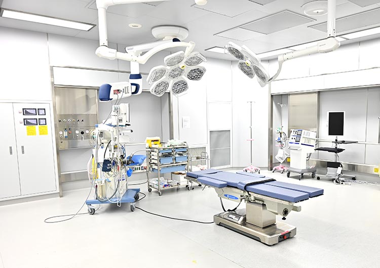 白井聖仁会病院の手術室