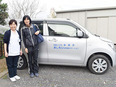南埼玉病院の訪問看護ステーションの駐車場