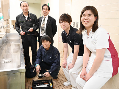 多摩中央病院の病棟の手洗い場