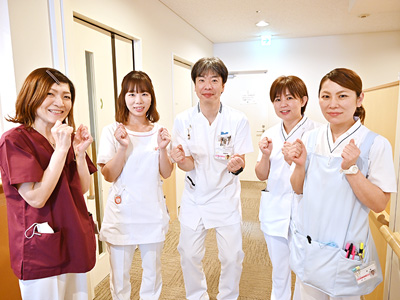 鶴が丘ガーデンホスピタルの廊下