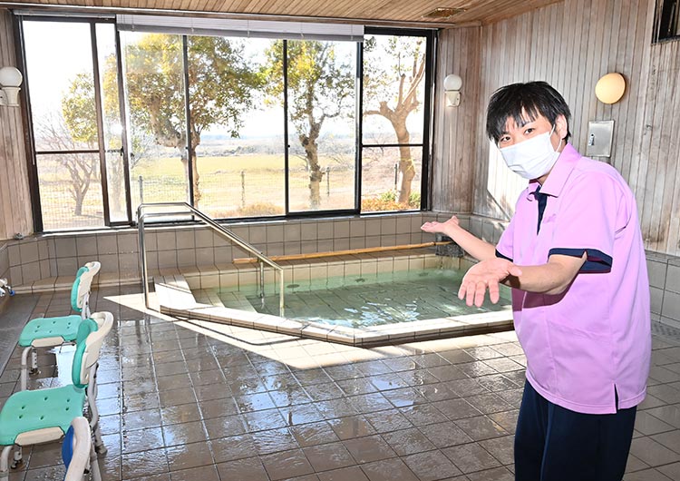 恵和園の浴室