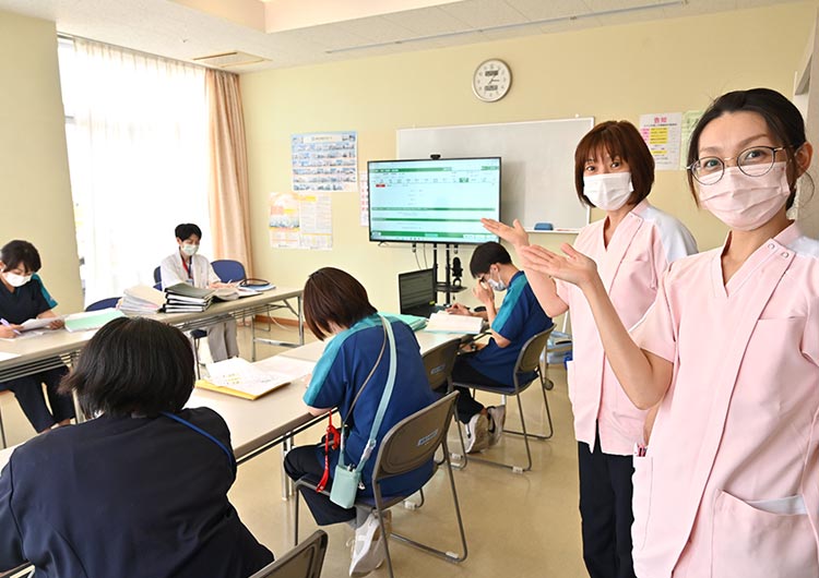 ケアセンター八潮の会議室