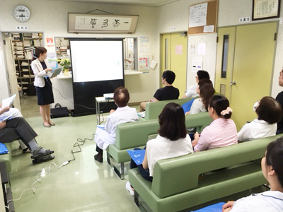 神経科 土田病院の院内研修の様子