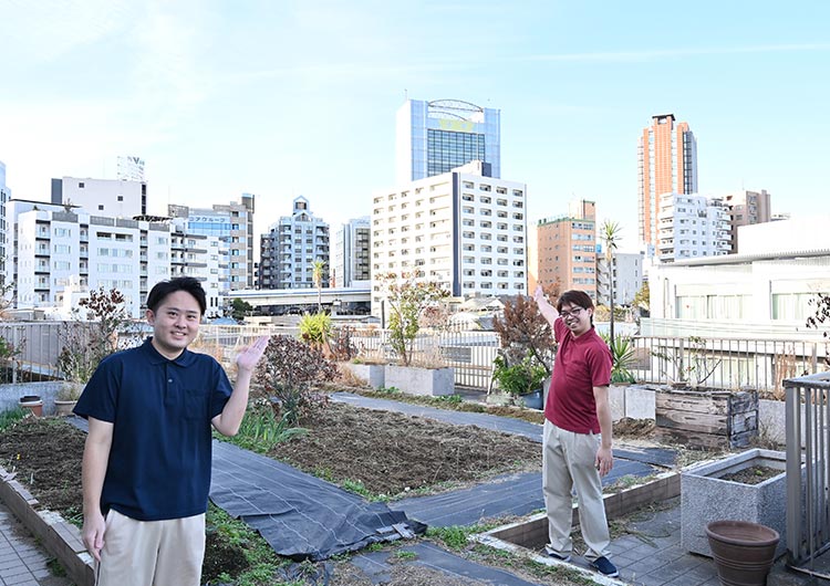 ホスピア三軒茶屋の屋上