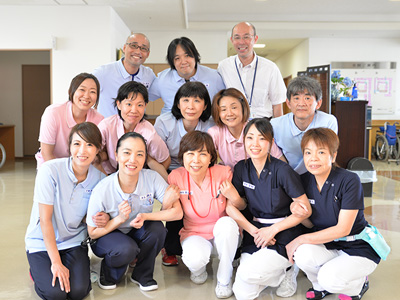 牧野ケアセンターの玄関ロビー