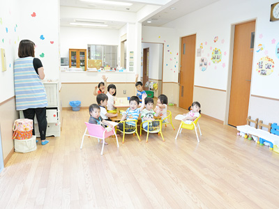 我孫子聖仁会病院の院内保育室