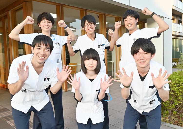 花はたリハビリテーション病院の玄関