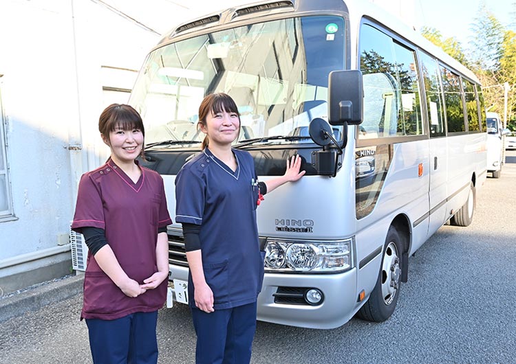 多摩中央病院の職員用駐車場