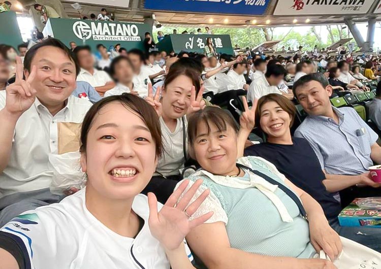 ロイヤルの園の野球観戦