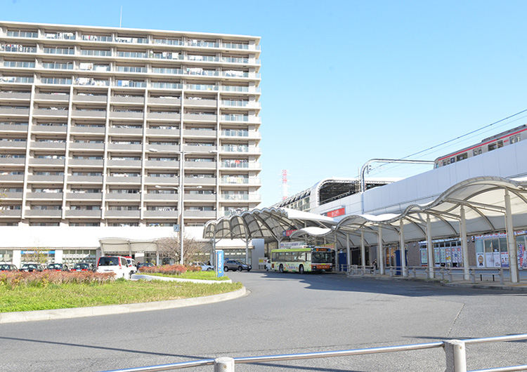お疲れさまでした。看護師とほぼ同数の介護職が活躍する病院、いかがでしたか?