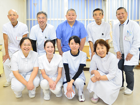 残業なしのゆとりある環境で、精神科看護の<br>やりがいを実感しながら成長できます。
