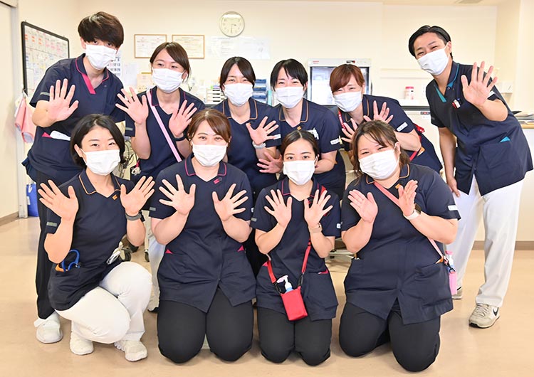 2023年春に新棟完成予定。神奈川県央エリア唯一<br>の救命救急センターを備え高度急性期医療に特化。