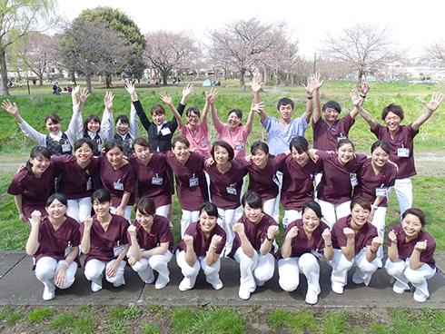 高度急性期を担う病院として、大きく成長中。高度医療に求められる看護技術を学べます。