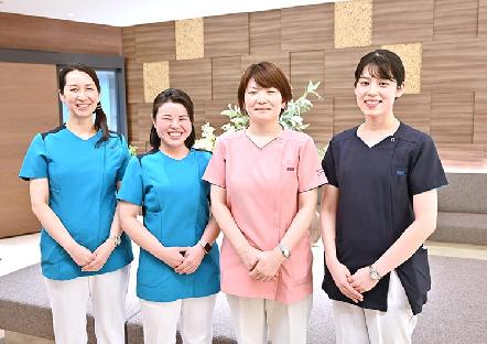 「新宿三丁目駅」徒歩1分の健診専門クリニック。日勤のみ・希望休ほぼ100％で家庭との両立も安心。