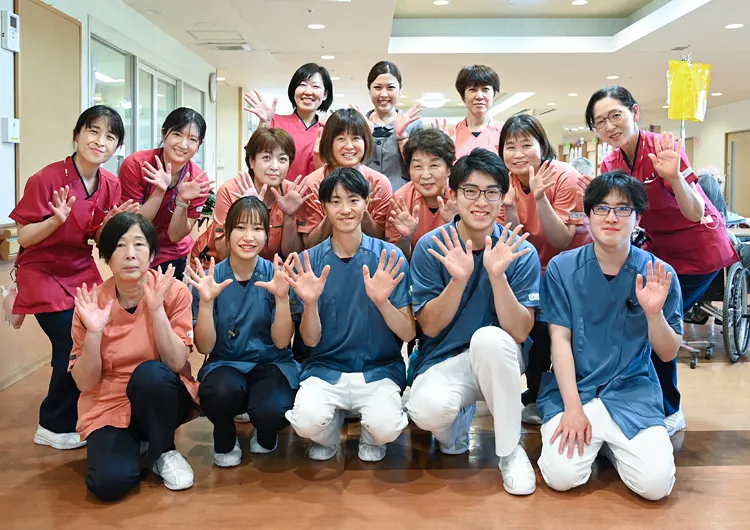 無資格・未経験からキャリアアップできます。ライフスタイルに合わせて働けて、保育室も完備。