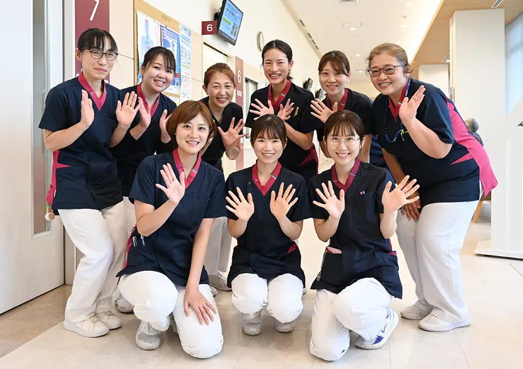 キャリアも私生活も充実するケアミックス型病院。子育て中のママさん・パパさんも多数活躍中。