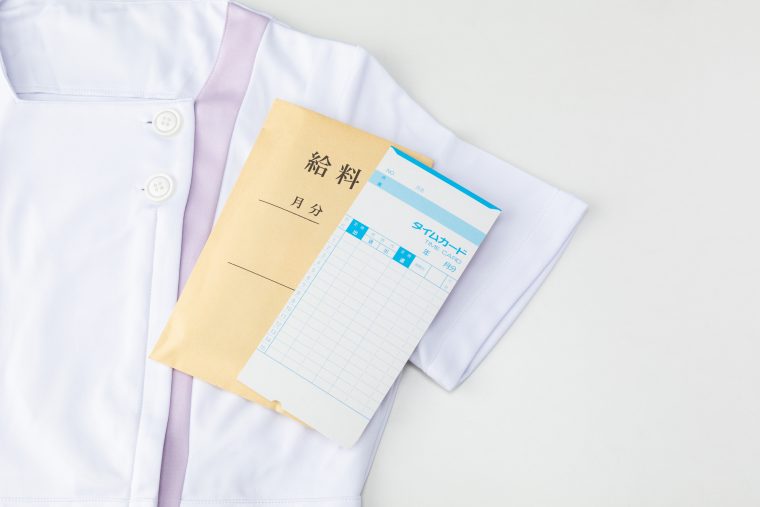 年齢、性別は関係する?看護師の年収モデル紹介